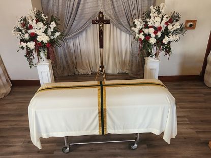 Picture of Gold/Green/Gold Center Panel Funeral Pall